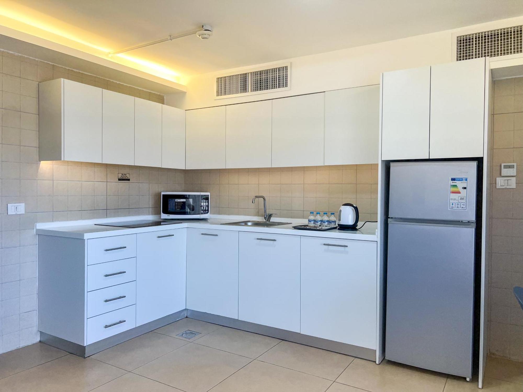 Triple A Hotel Suites 암만 외부 사진