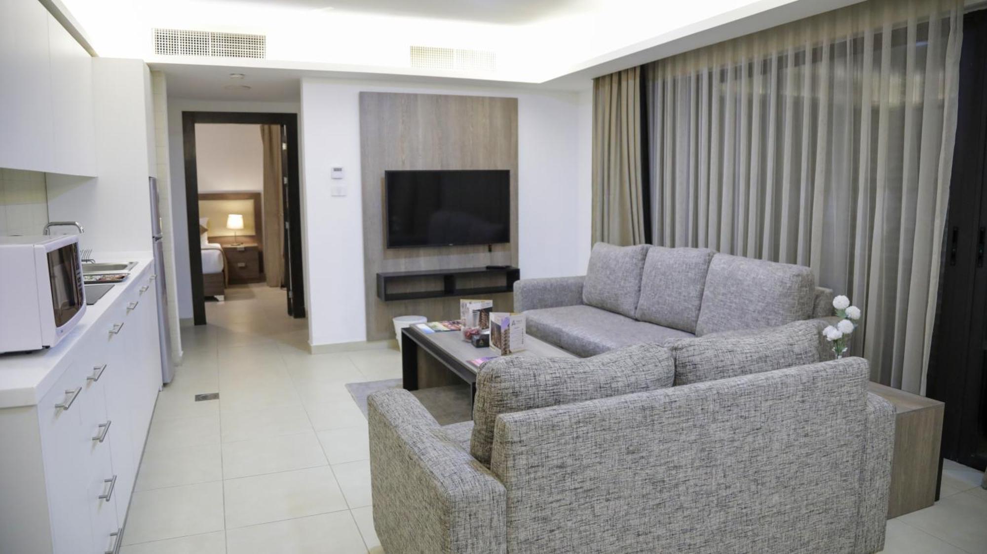 Triple A Hotel Suites 암만 외부 사진