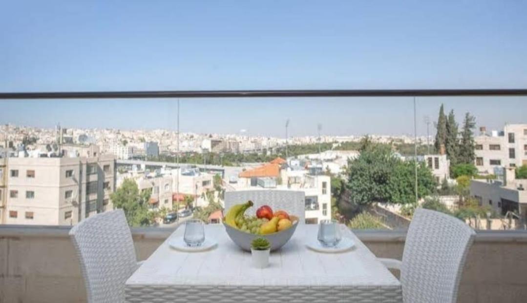 Triple A Hotel Suites 암만 외부 사진
